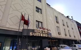 Biglife Hotel